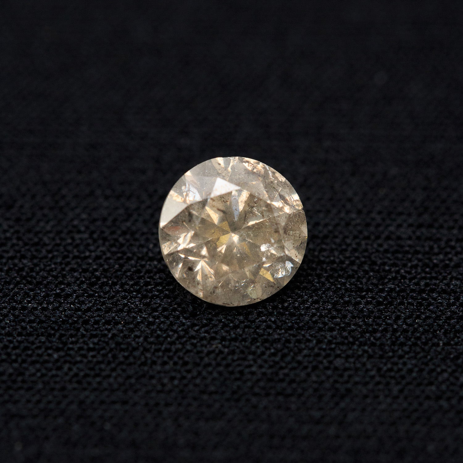 1.59ct 7.15mm ROUND BRILLIANT CUT CHAMPAGNE DIAMOND