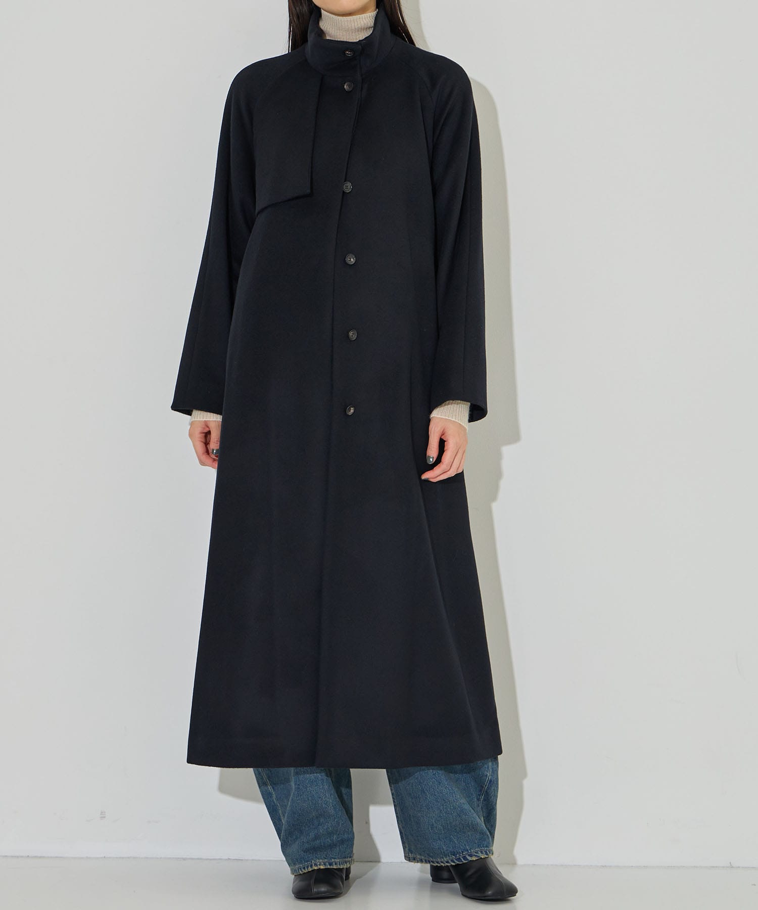 別注スタンドカラーコクーンコート(1 BLACK): Dessin de mode: WOMENS