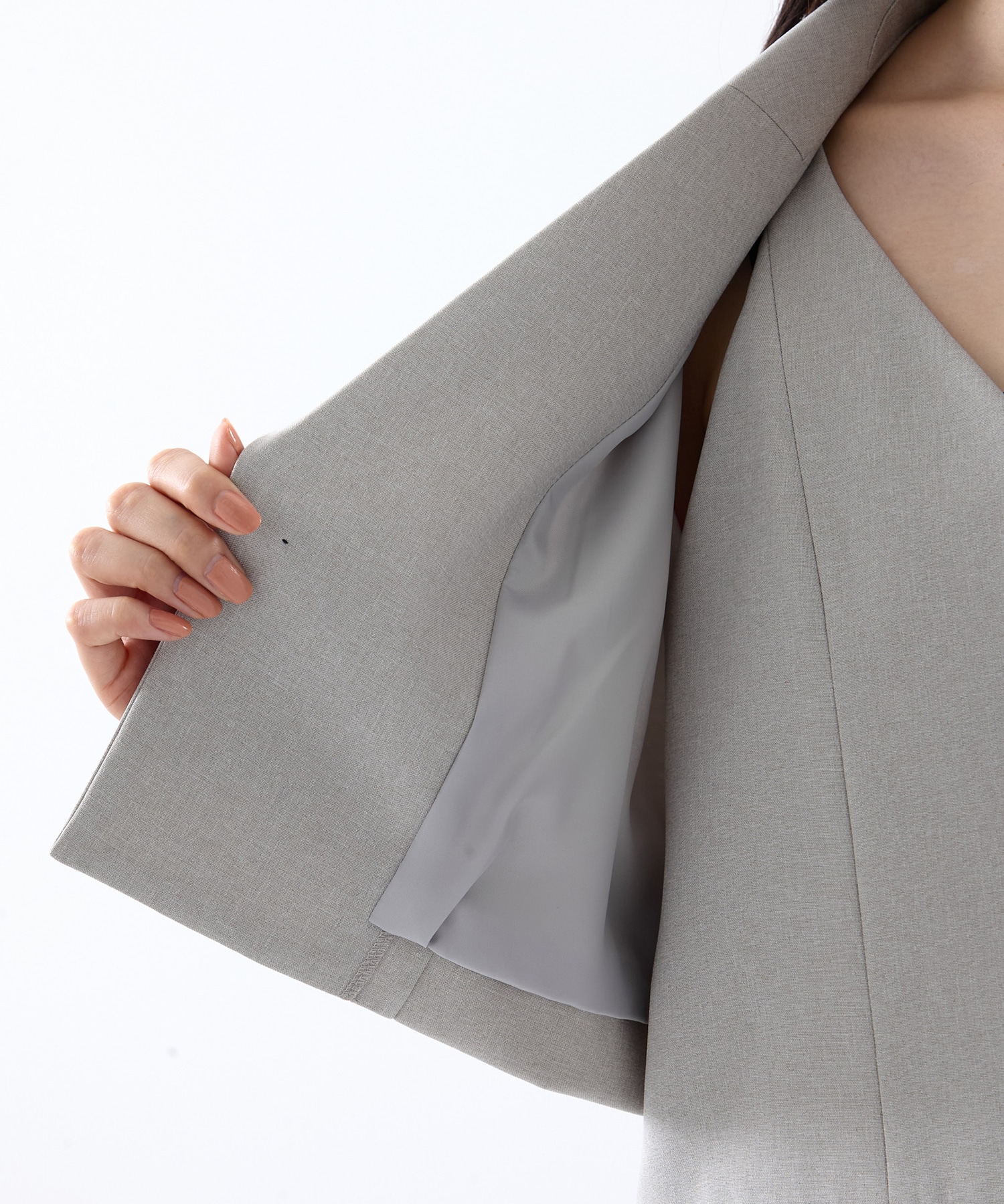 3WAY PIN TUCK LAYERED VEST(S LIGHT GREY): AMERI: WOMENS｜ STUDIOUS