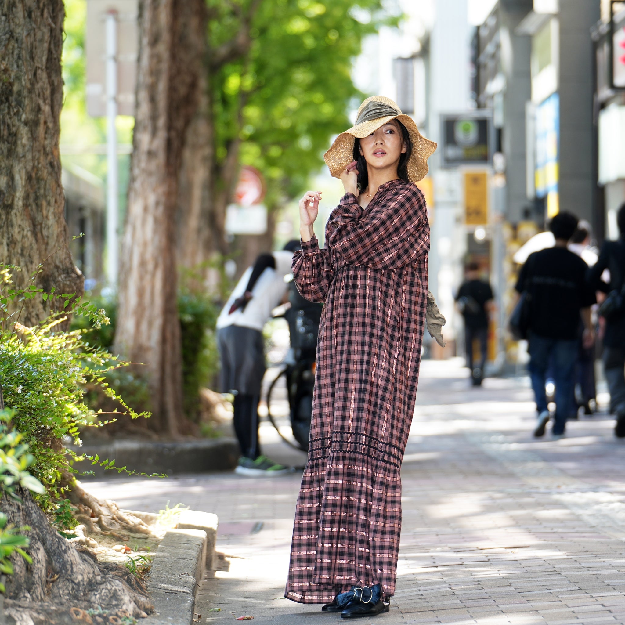 020442SR1 | COTTON CHECK SHIRRING LONG DRESS | Color:Brown
