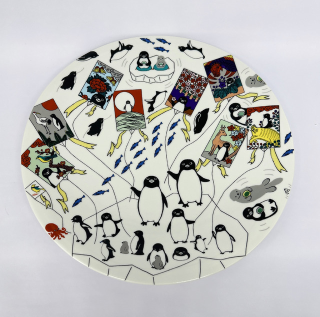 Suicaのペンギン」手掛けた坂崎千春の版画展「はんなりペンギン」が