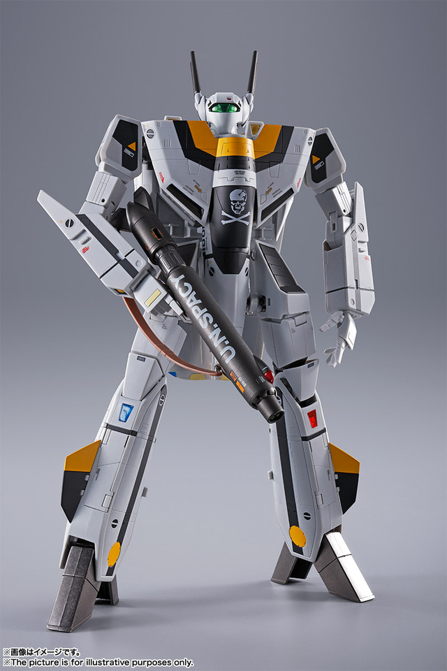 超時空要塞マクロス」ロイ・フォッカーのVF-1S、“DX超合金”で