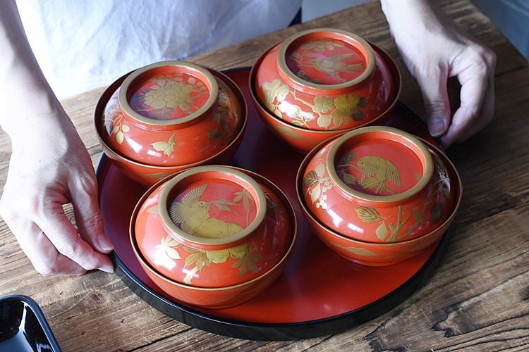 能登輪島塗 懐石料理道具 流能登輪島塗 唐草蒔絵吸物椀五客 箱付