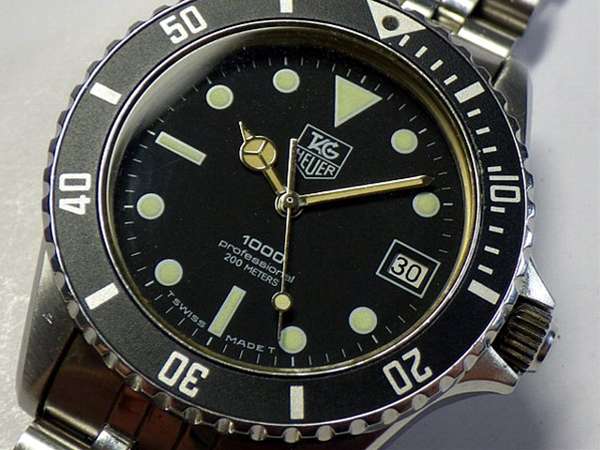 タグ・ホイヤー 1000 プロフェッショナル ダイバーズウォッチ 200M防水