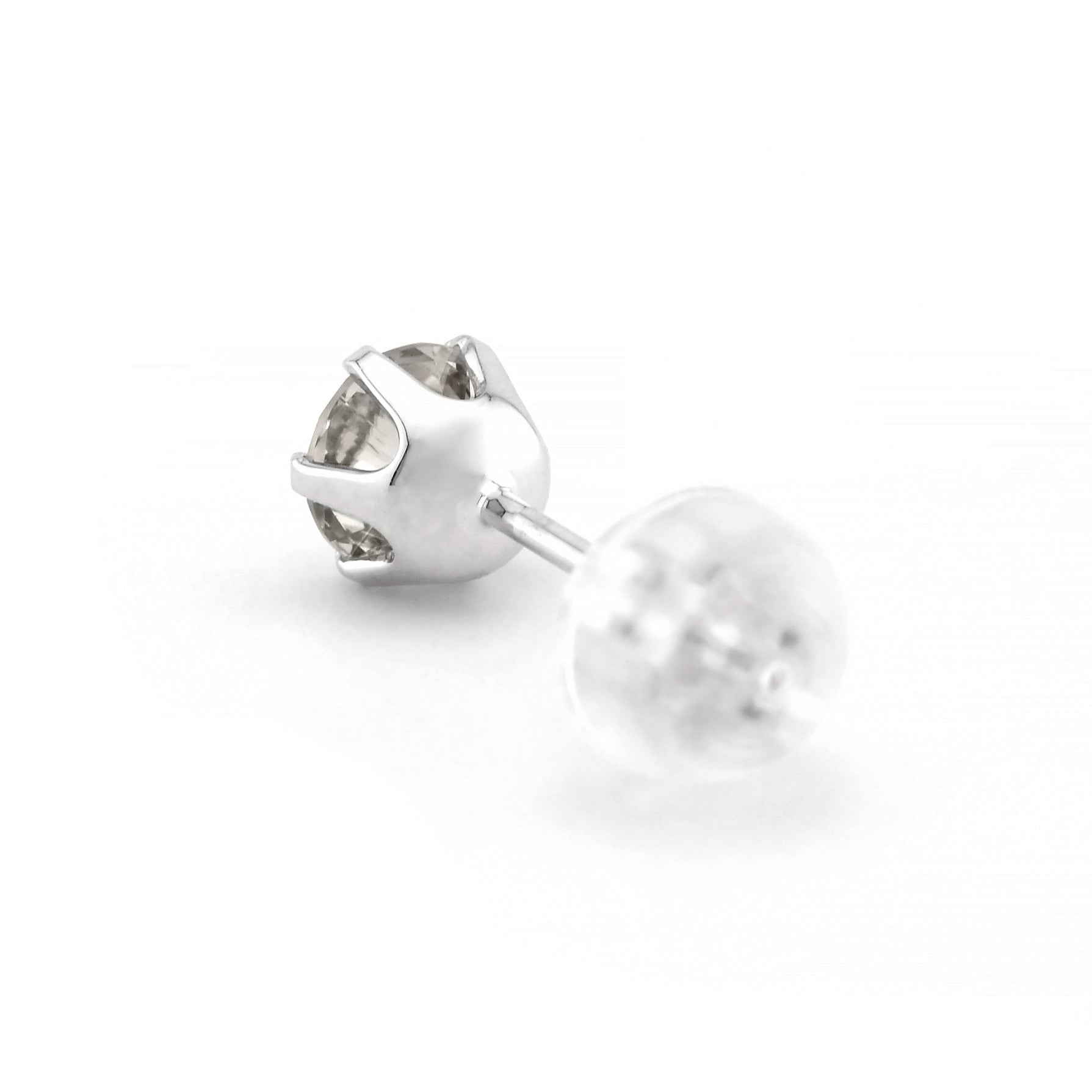 一粒 ダイヤモンド ピアス 計0.60ct プラチナ 6本爪 スタッド ピアス