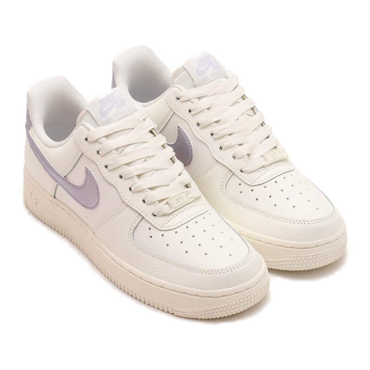 NIKE WMNS AIR FORCE 1 '07 ESS SAIL/OXYGEN PURPLE （ナイキ