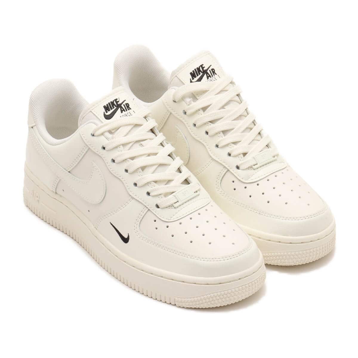 NIKE WMNS AIR FORCE 1 '07 ESS SAIL/SAIL-BLACK 24SU-I（ナイキ