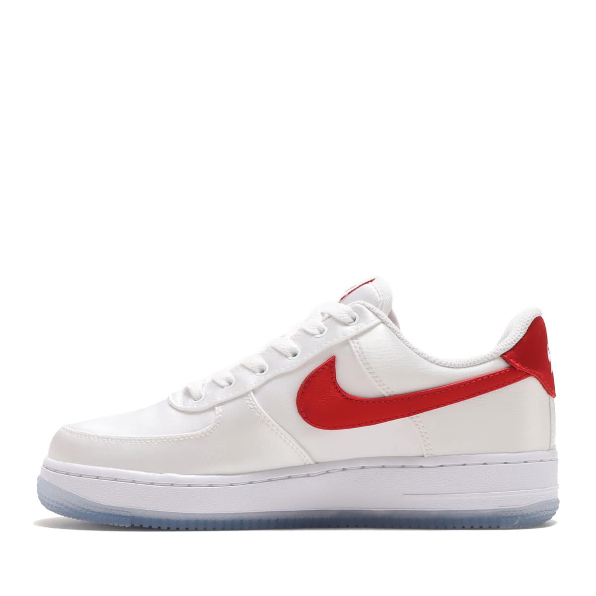 NIKE W AIR FORCE 1 '07 ESS SNKR WHITE/VARSITY RED（ナイキ