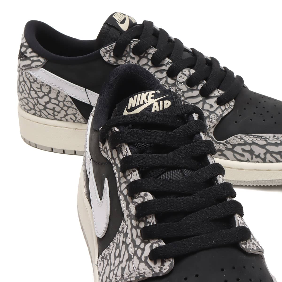 JORDAN BRAND AIR JORDAN 1 RETRO LOW OG GS BLACK/MUSLIN-TECH GREY