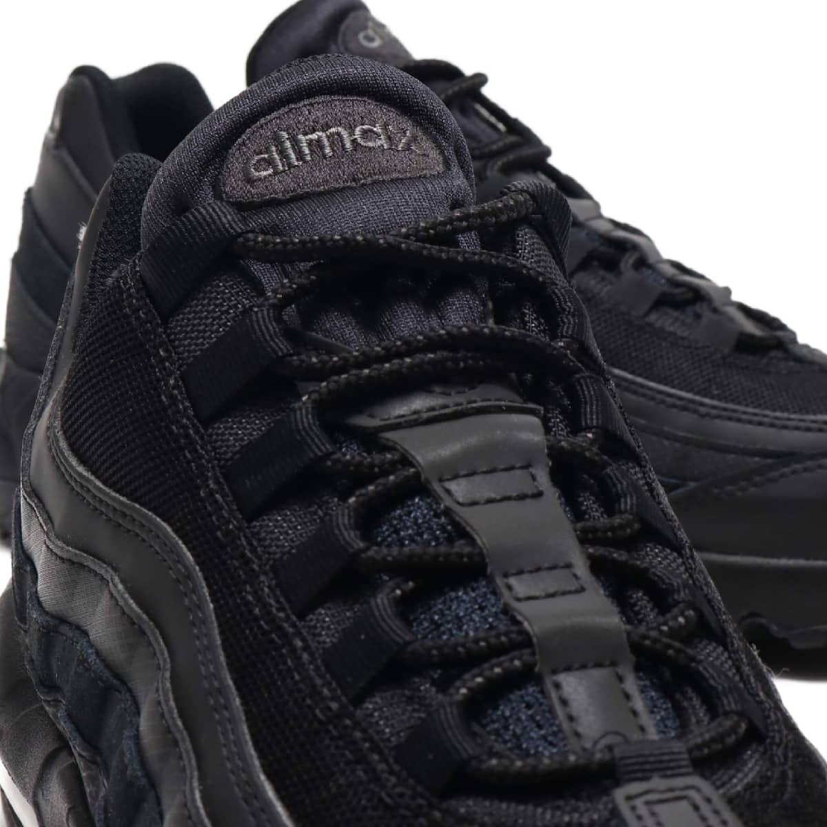 NIKE AIR MAX 95 ESSENTIAL BLACK/BLACK-DARK GREY（ナイキ エア