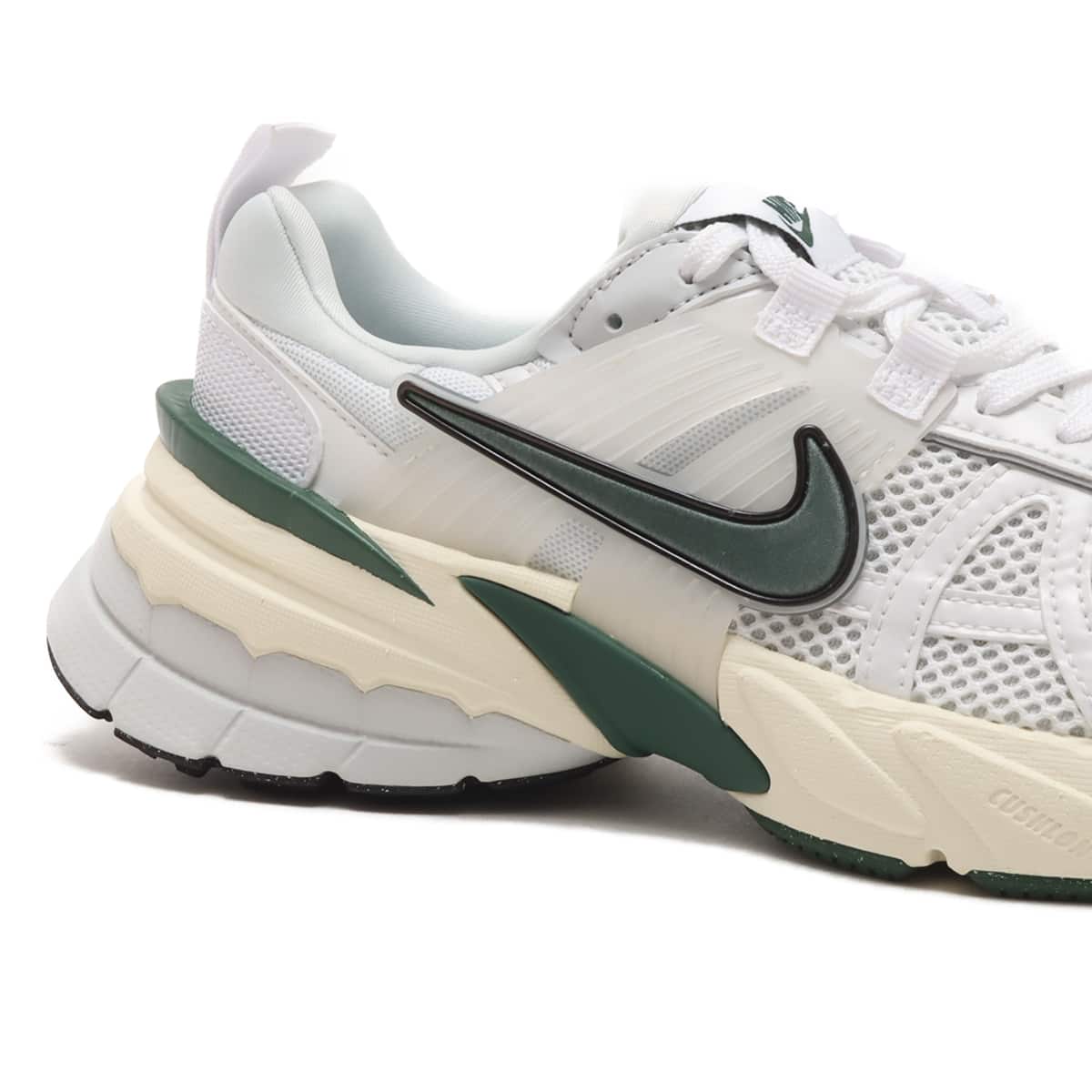 NIKE W V2K RUN WHITE/PLATINUM TINT-PHOTON DUST-FIR（ナイキ