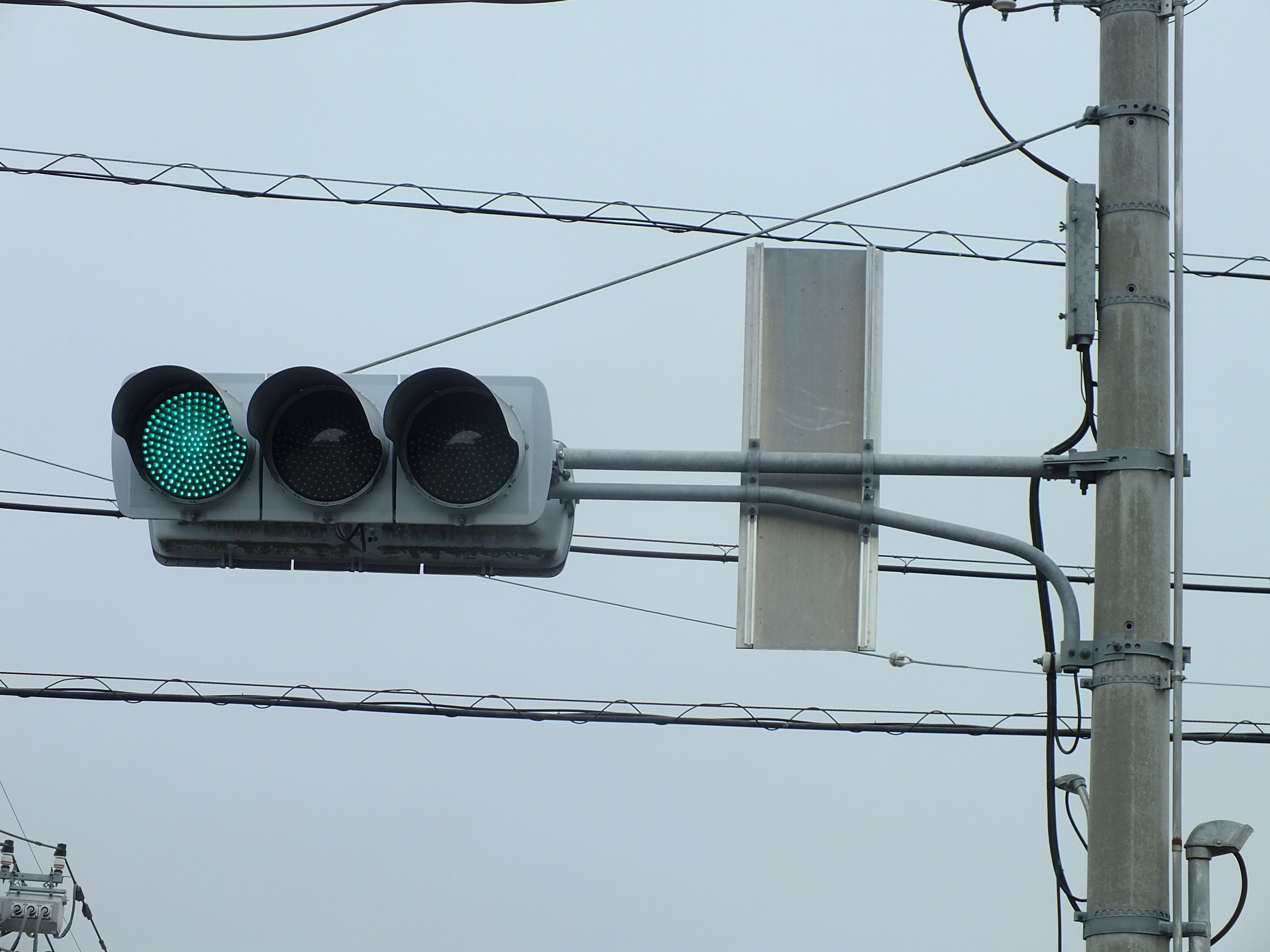 深谷-238】深谷市今泉にある京三VAC型LEDと京三PLA後期型LED歩灯の押