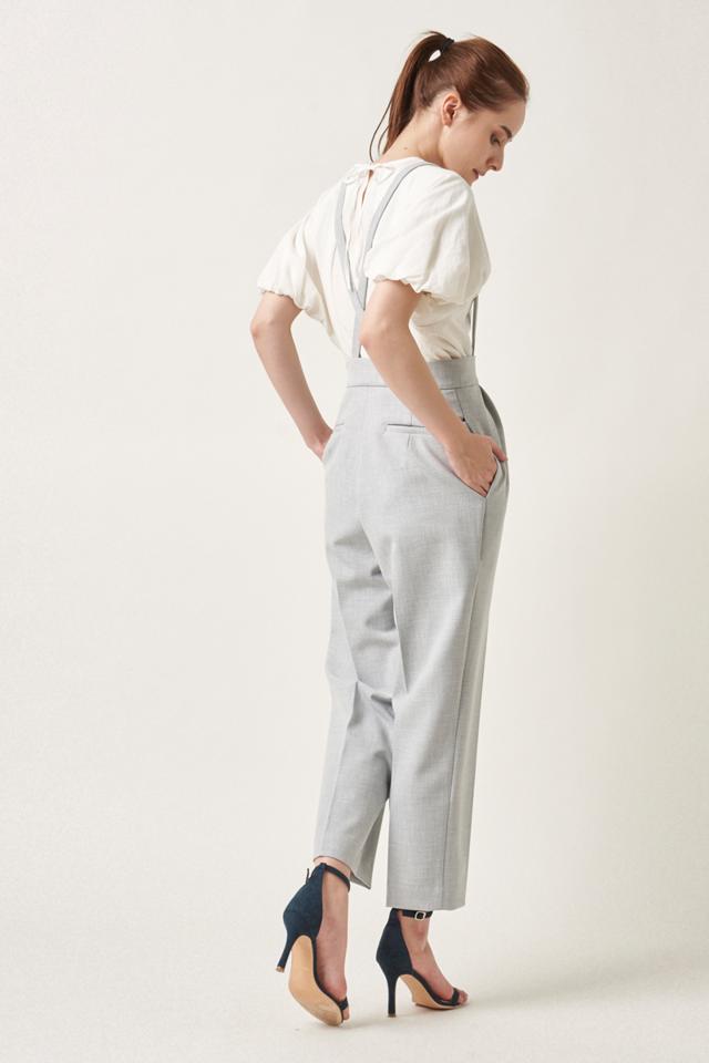yori(ヨリ)の「サスペンダー付ハイウエストスティックパンツ【2021SP