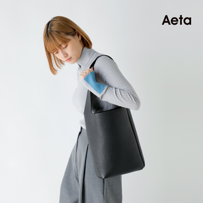 Aeta アエタ ペブルグレイン レザー ショルダー バッグ Sサイズ