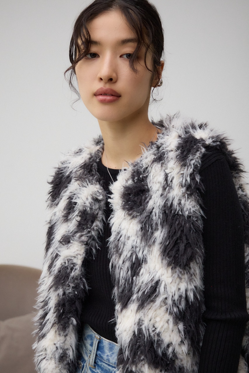 プードルフェイクファーベスト｜WOMEN｜250HAG30-045H｜AZUL BY MOUSSY
