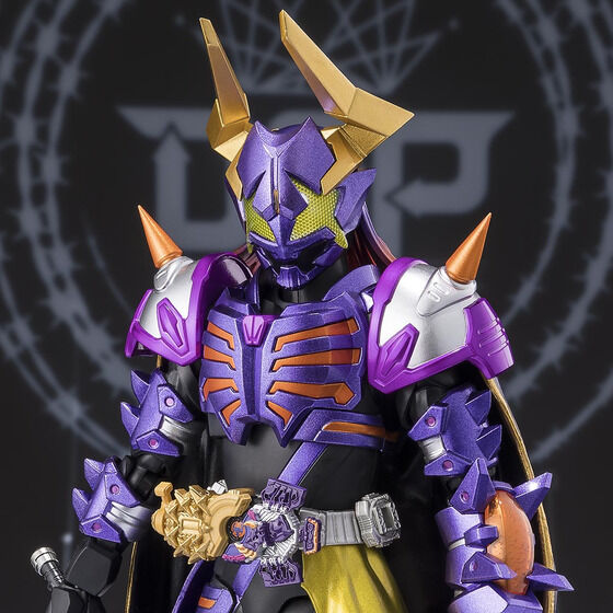 仮面ライダーギーツ」より「仮面ライダーバッファ フィーバーゾンビ