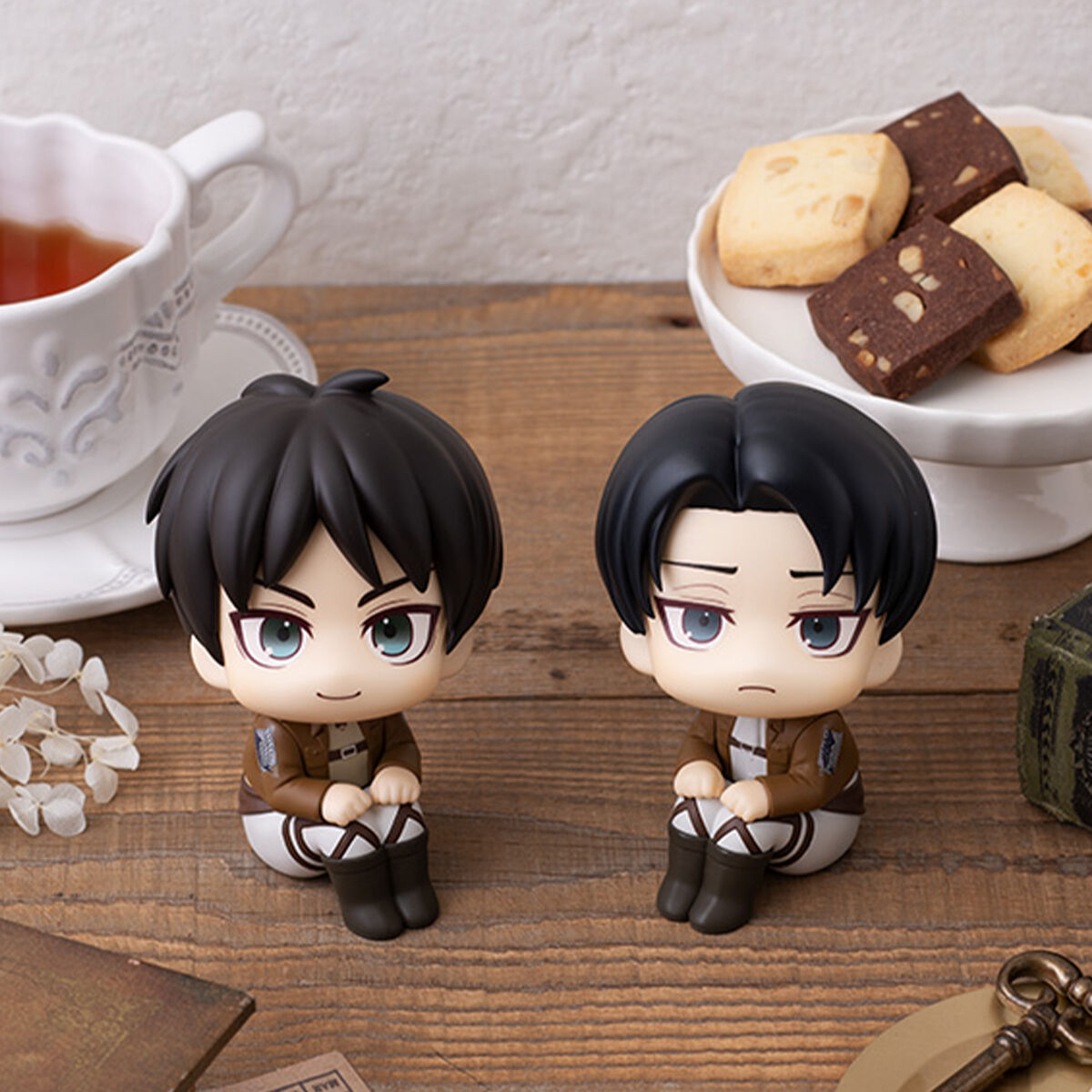 るかっぷ 進撃の巨人 エレン・イェーガー＆リヴァイ セット【限定