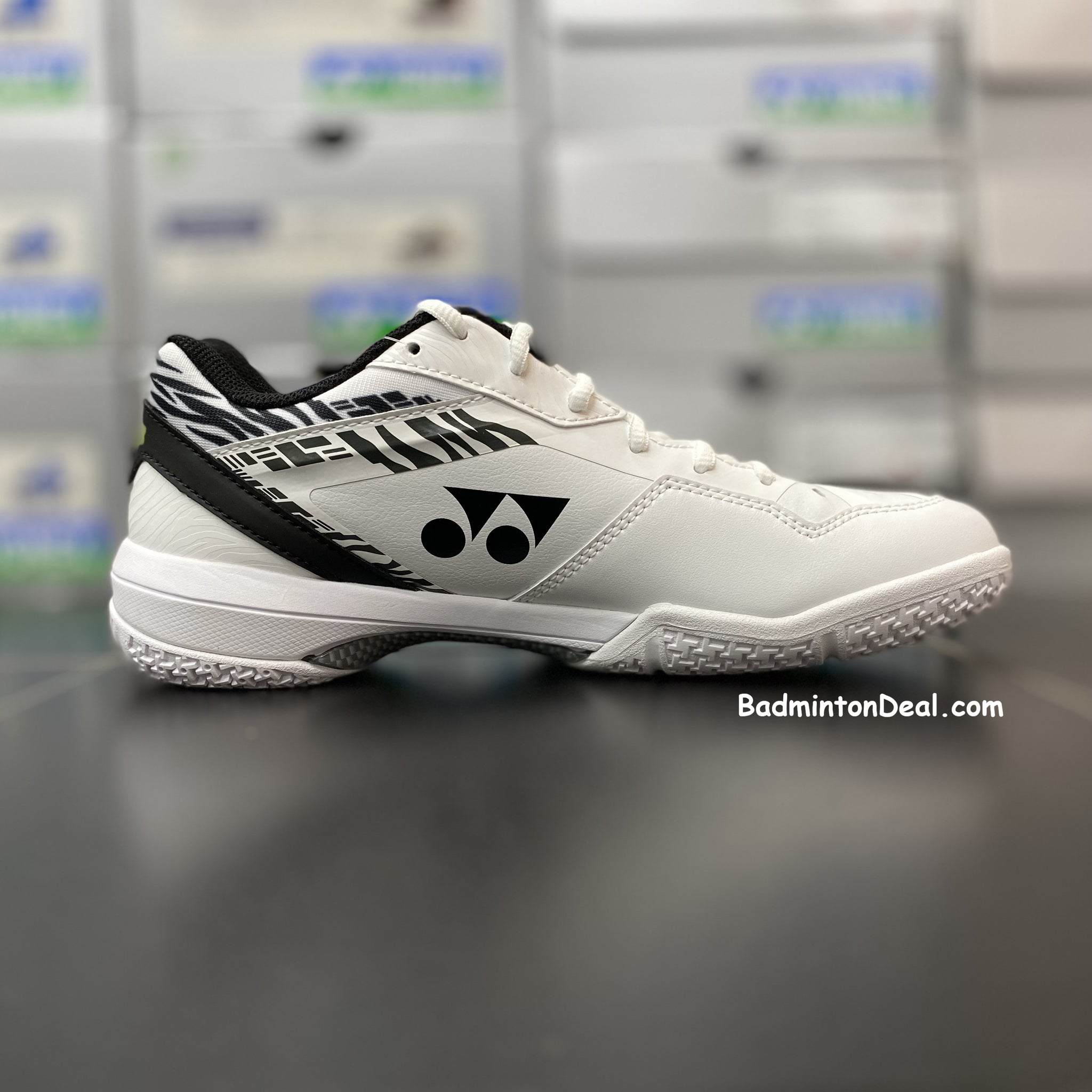 YONEX Power Cushion 65Z3KM 65Z Unisex Badminton Shoes (White Tiger