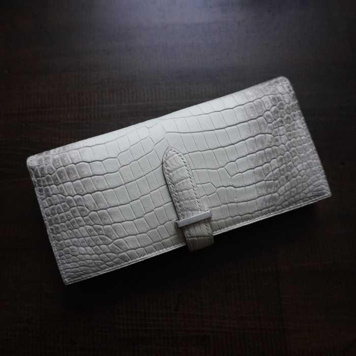 クロコダイル最高峰ヒマラヤポロサス×プラチナ金具100万収納二つ折り長