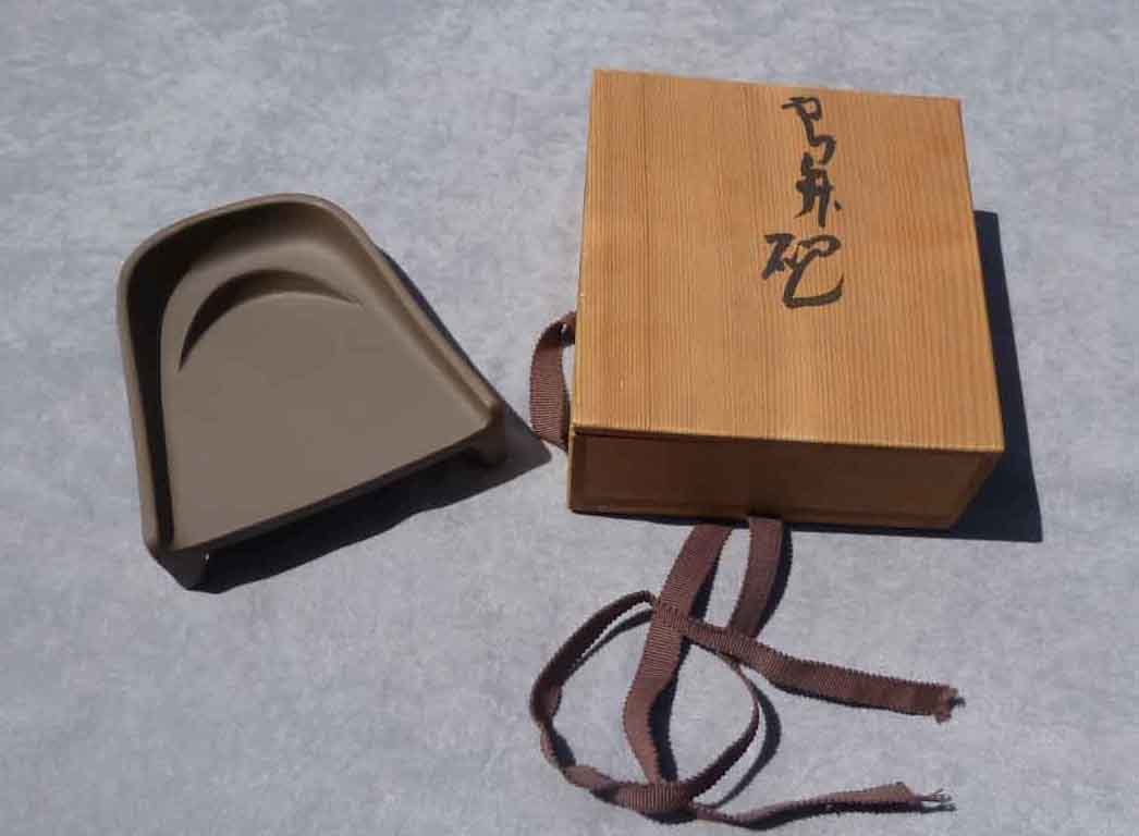 墨研】陶硯◇東大寺「良弁硯」風字硯◇未使用品◇文房四宝 書道具 和硯
