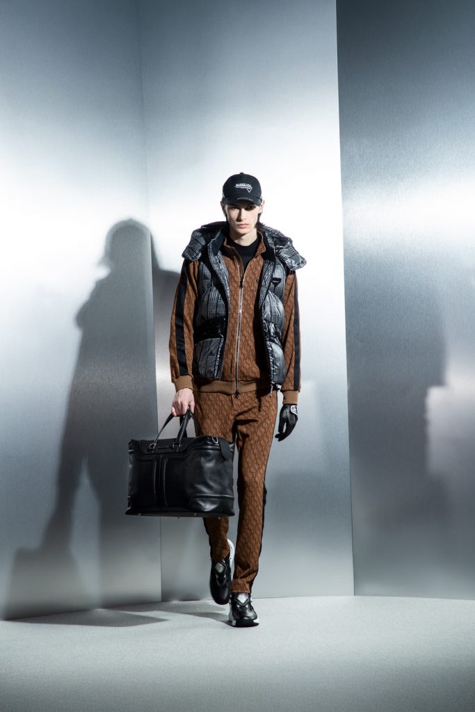 25aw正規品 新品 MARK&LONA マーク＆ロナ ジャケット 48 定価9.8万
