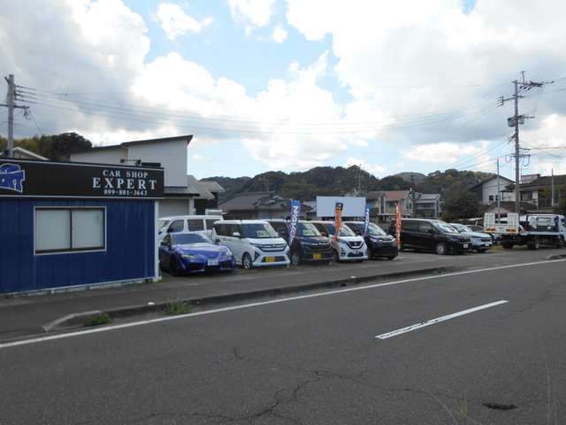 CAR SHOP EXPERT | 中古車なら【カーセンサーnet】
