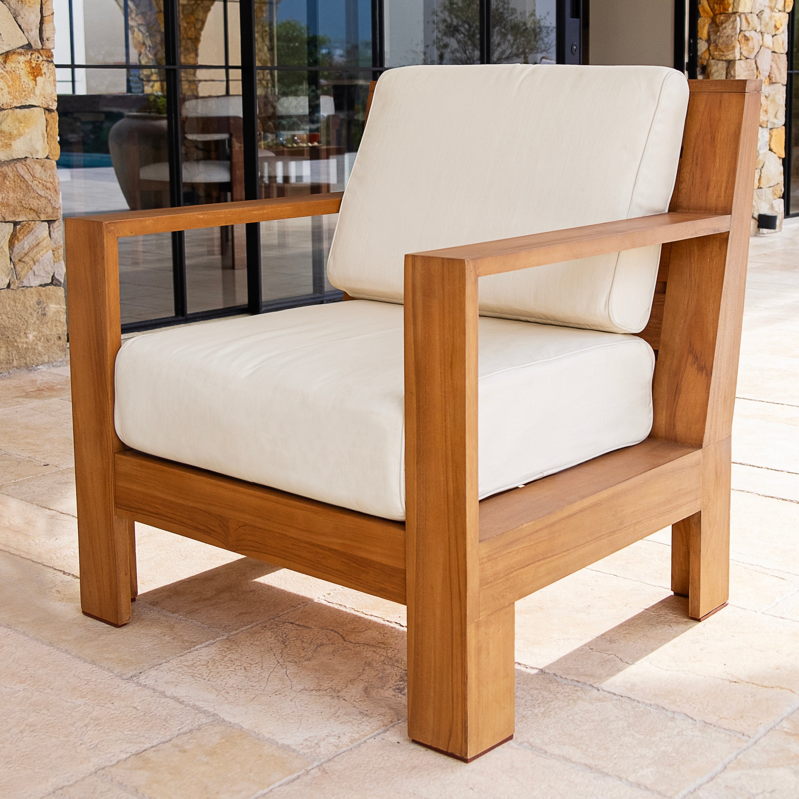 Logan Teak Wood Outdoor Lounge Chair | Cabridge Casual – Cambridge