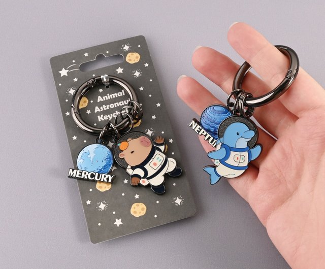 台湾 アニマル宇宙飛行士蓄光キーホルダー / 海王星 X イルカ Onlygo
