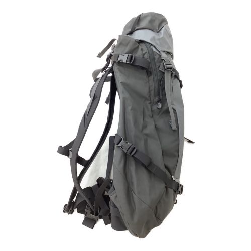 ARC'TERYX (アークテリクス) バックパック グレー 31L フリーライド