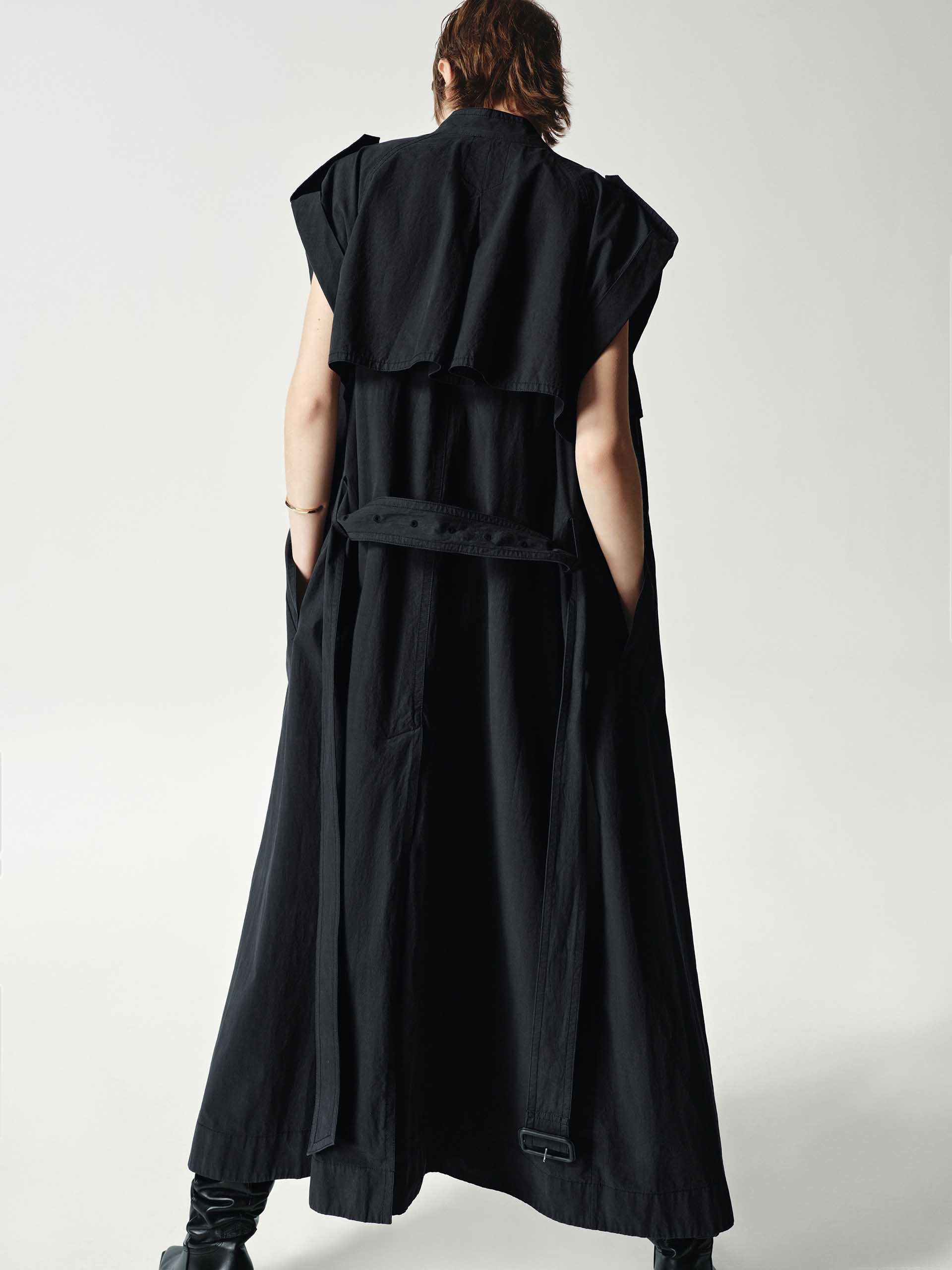 MO&Co. Women's Sleeveless Back Slit Trench Coat