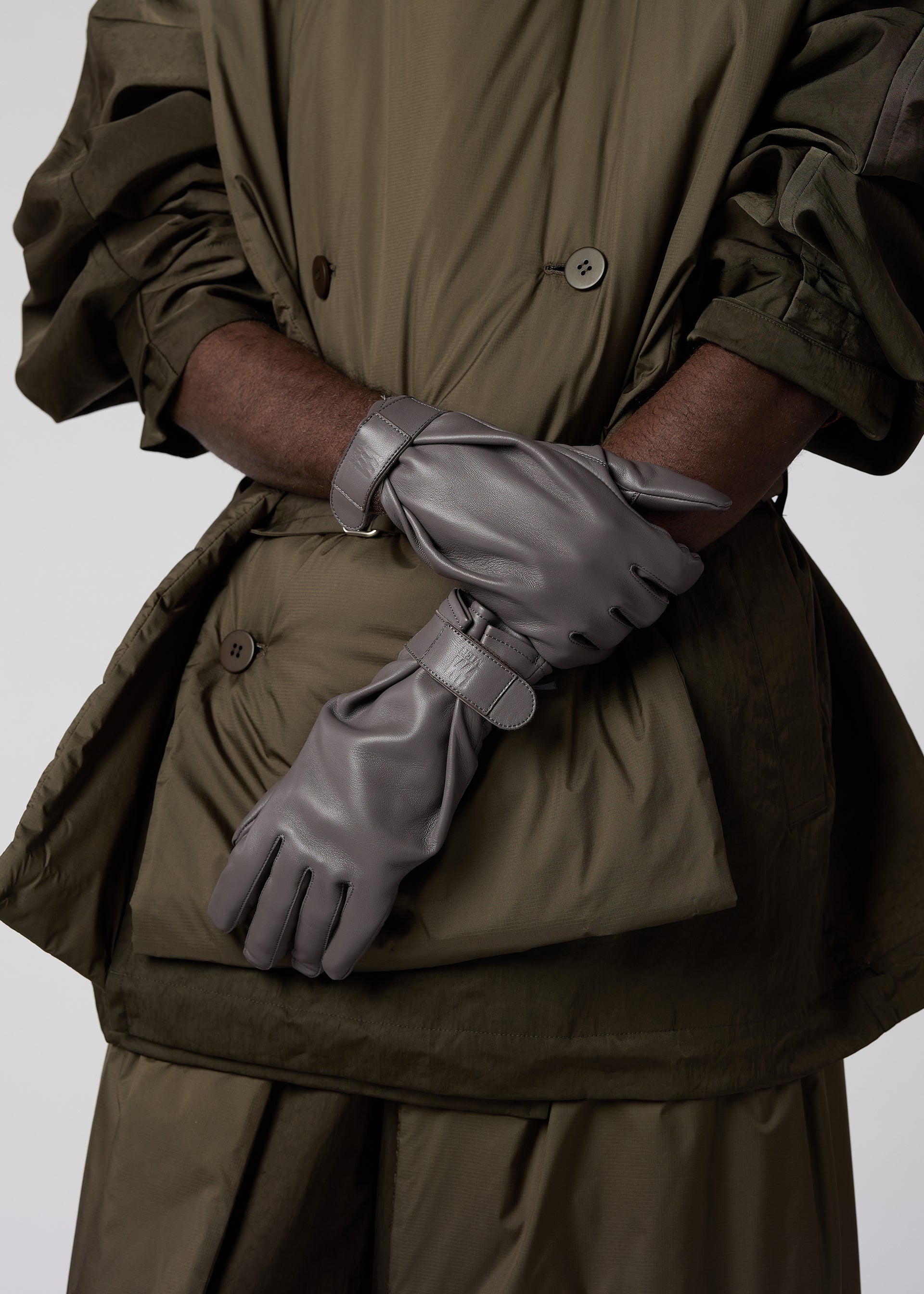 PIGEON GLOVES Gloves Black – ISSEY MIYAKE EU