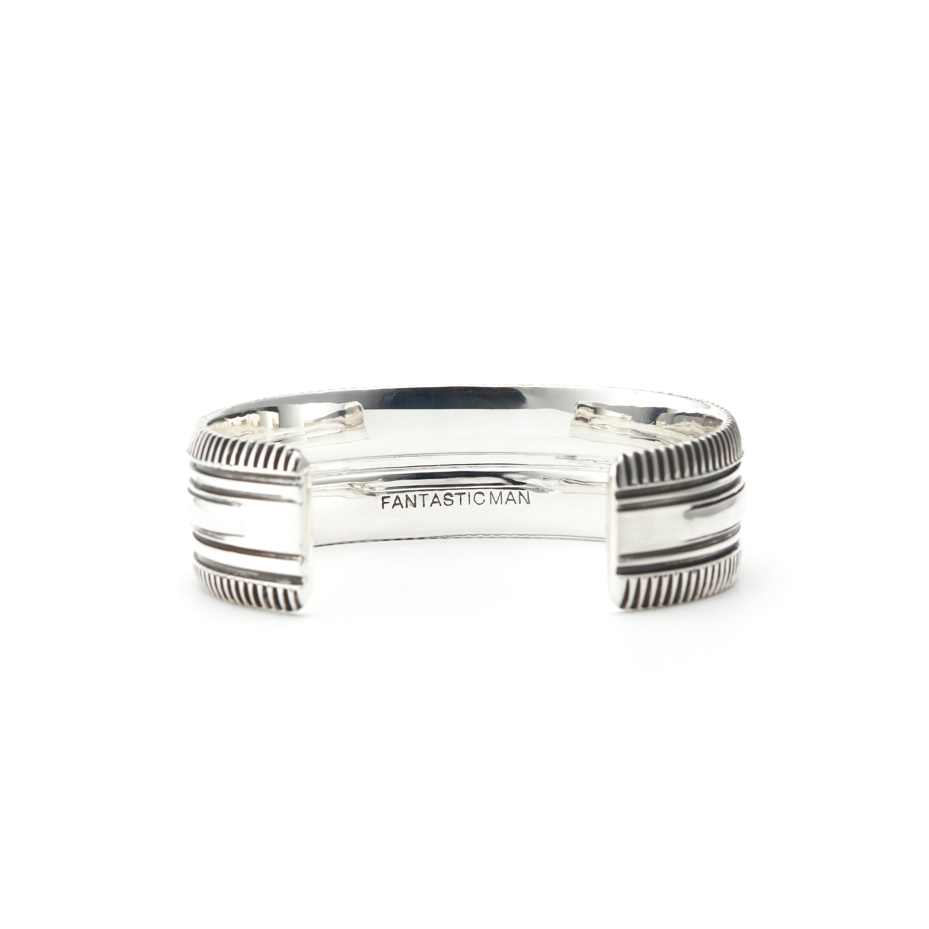 FANTASTIC MAN BANGLE 139