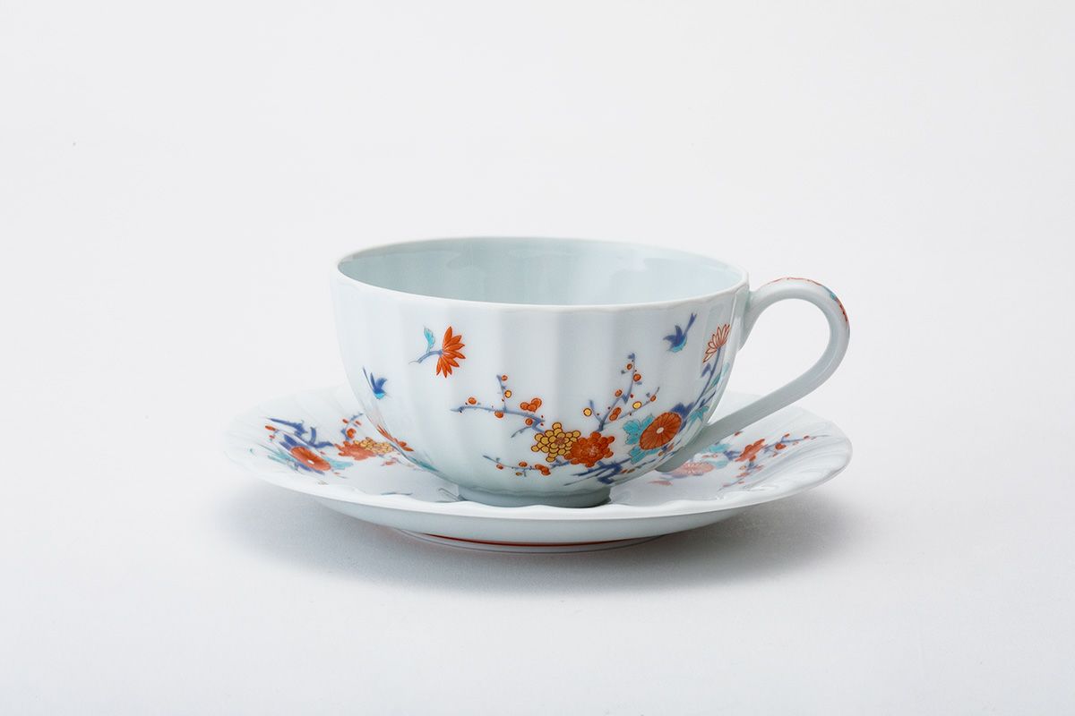 色絵花鳥紋 紅茶碗皿 | 有田焼 深川製磁｜公式オンラインストア